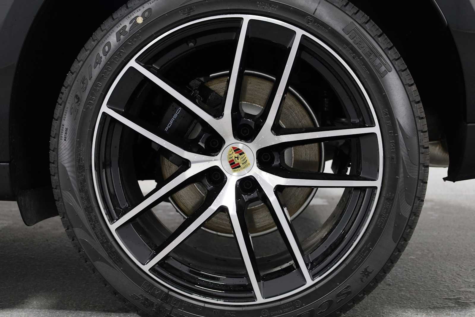 Thumbnail: 2025 Porsche Macan - 38
