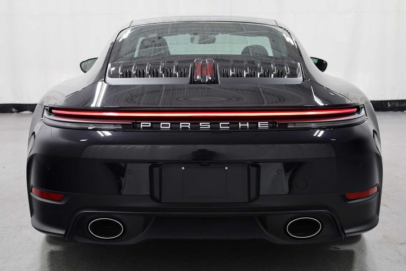 Thumbnail: 2025 Porsche 911 - 7