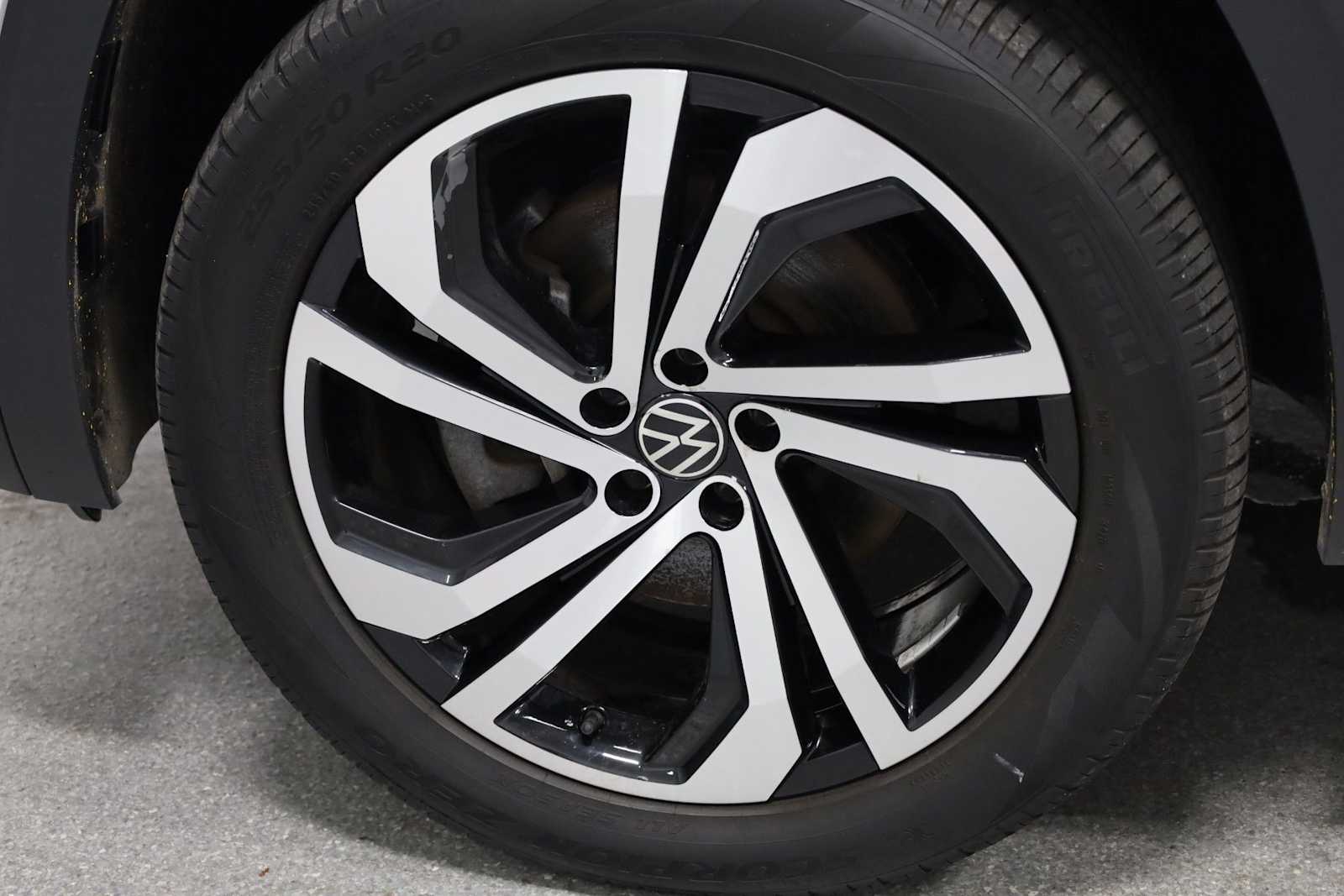 Thumbnail: 2021 Volkswagen Atlas - 37