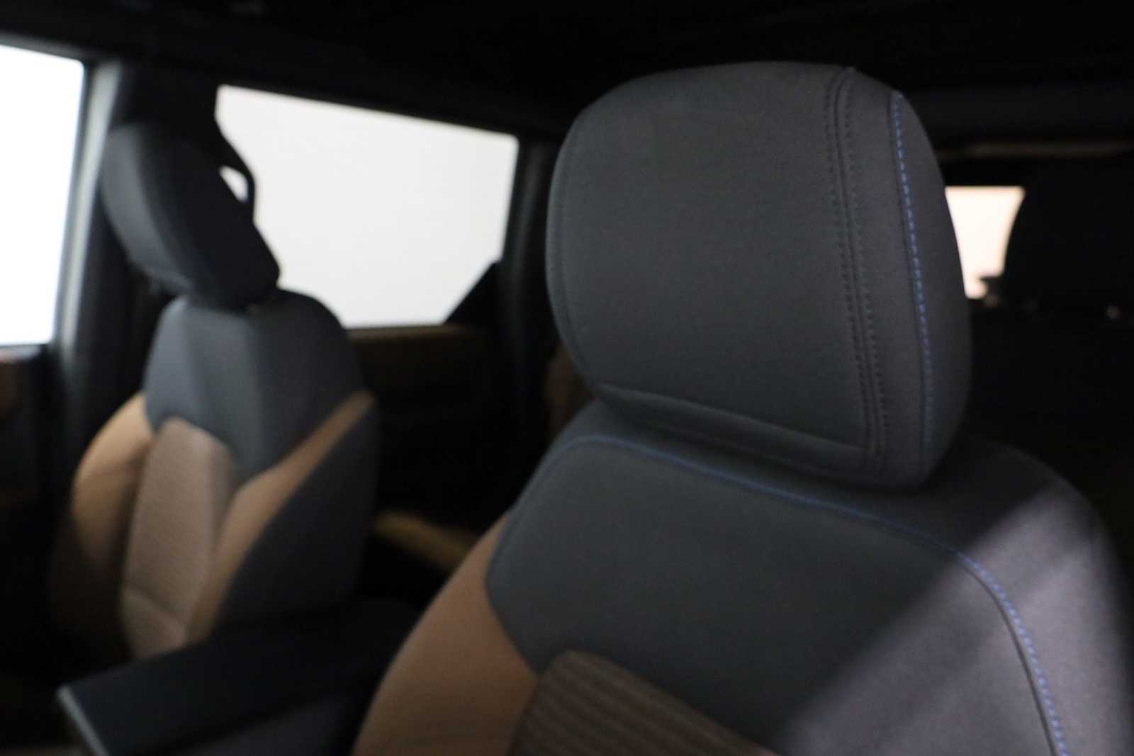 Thumbnail: 2021 Ford Bronco - 17