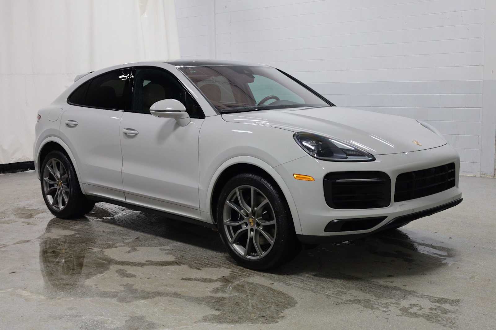 Thumbnail: 2023 Porsche  - 13