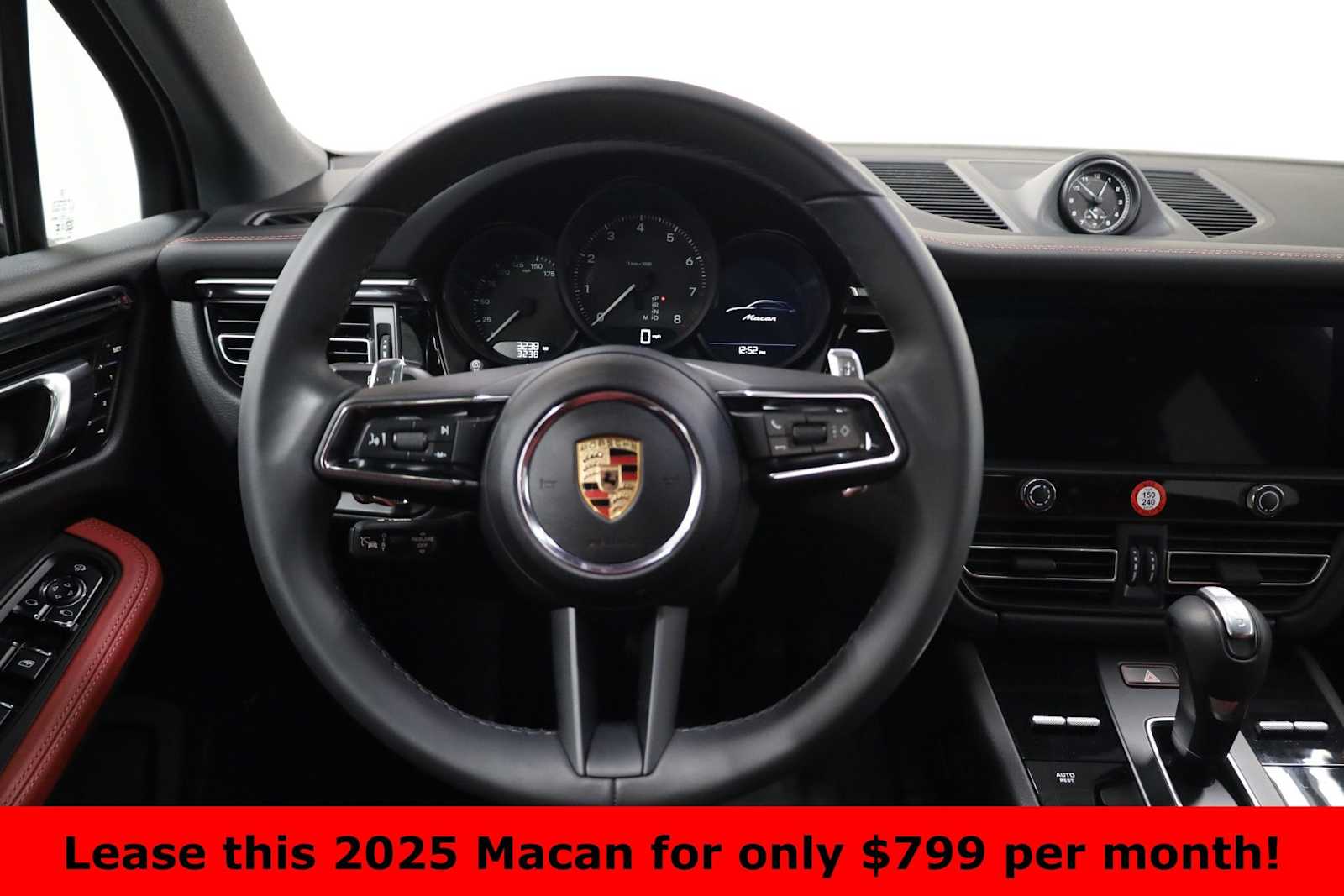 Thumbnail: 2025 Porsche Macan - 25