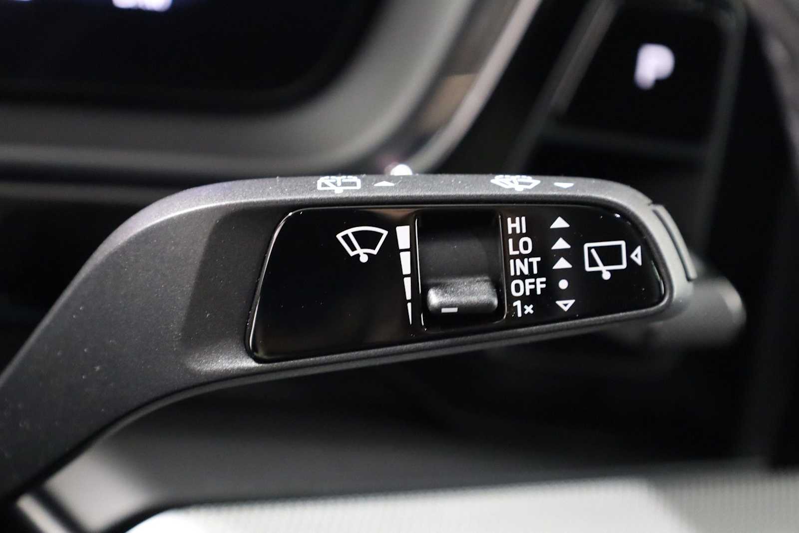 Thumbnail: 2025 Porsche Cayenne - 28