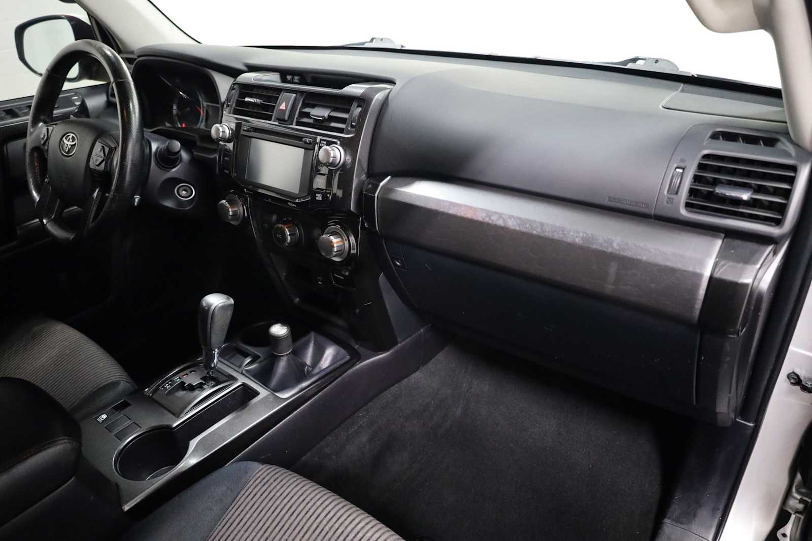 Thumbnail: 2014 Toyota 4Runner - 6