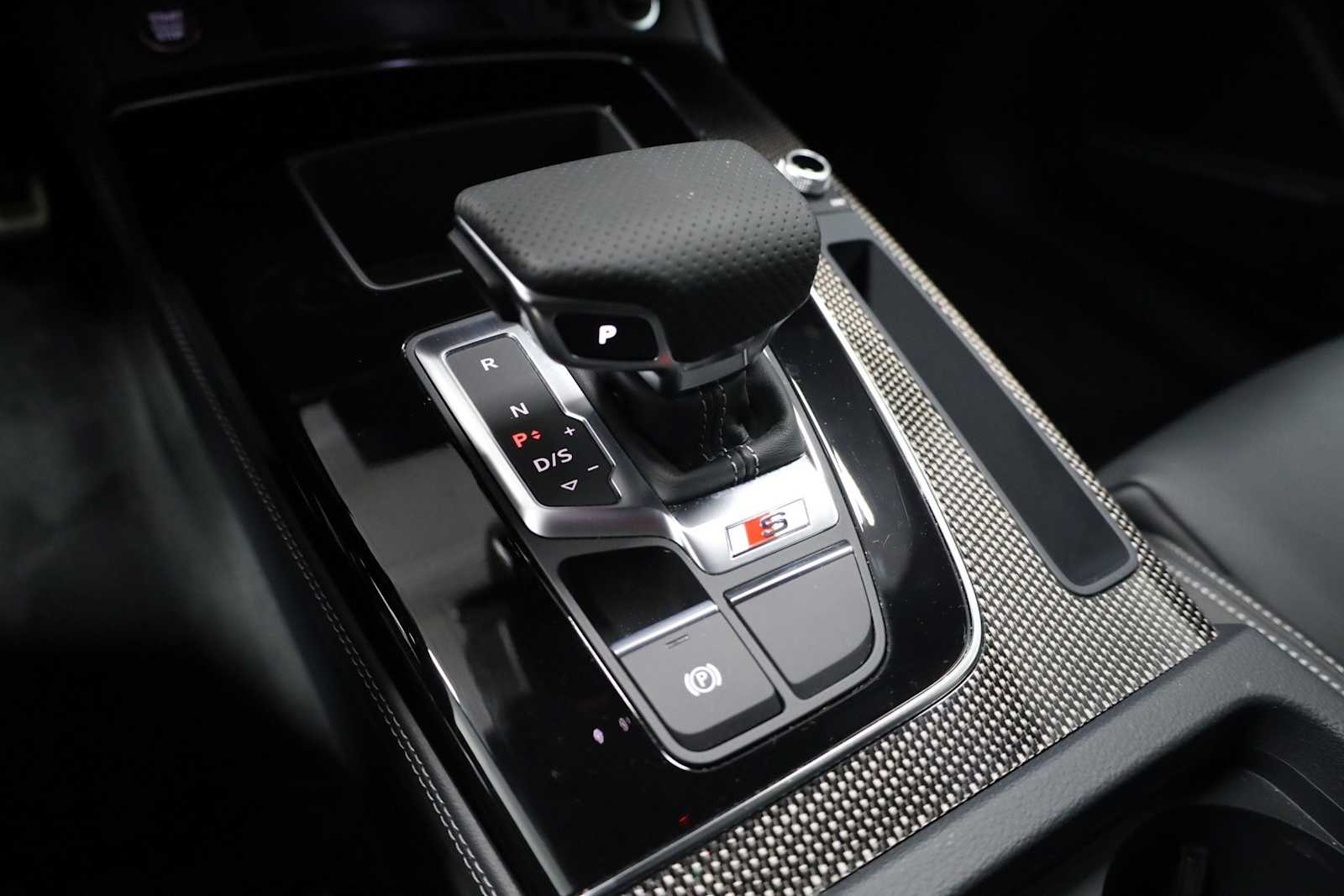 Thumbnail: 2024 Audi SQ5 - 27