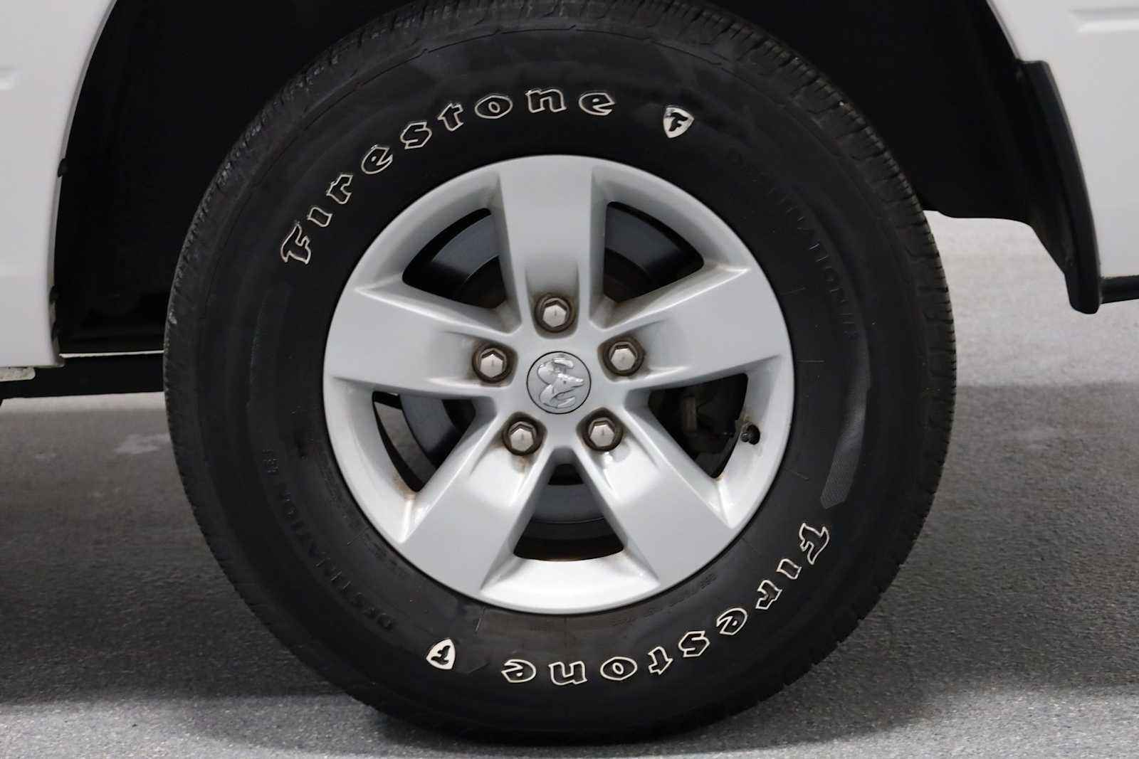 Thumbnail: 2019 RAM 1500 Classic - 31