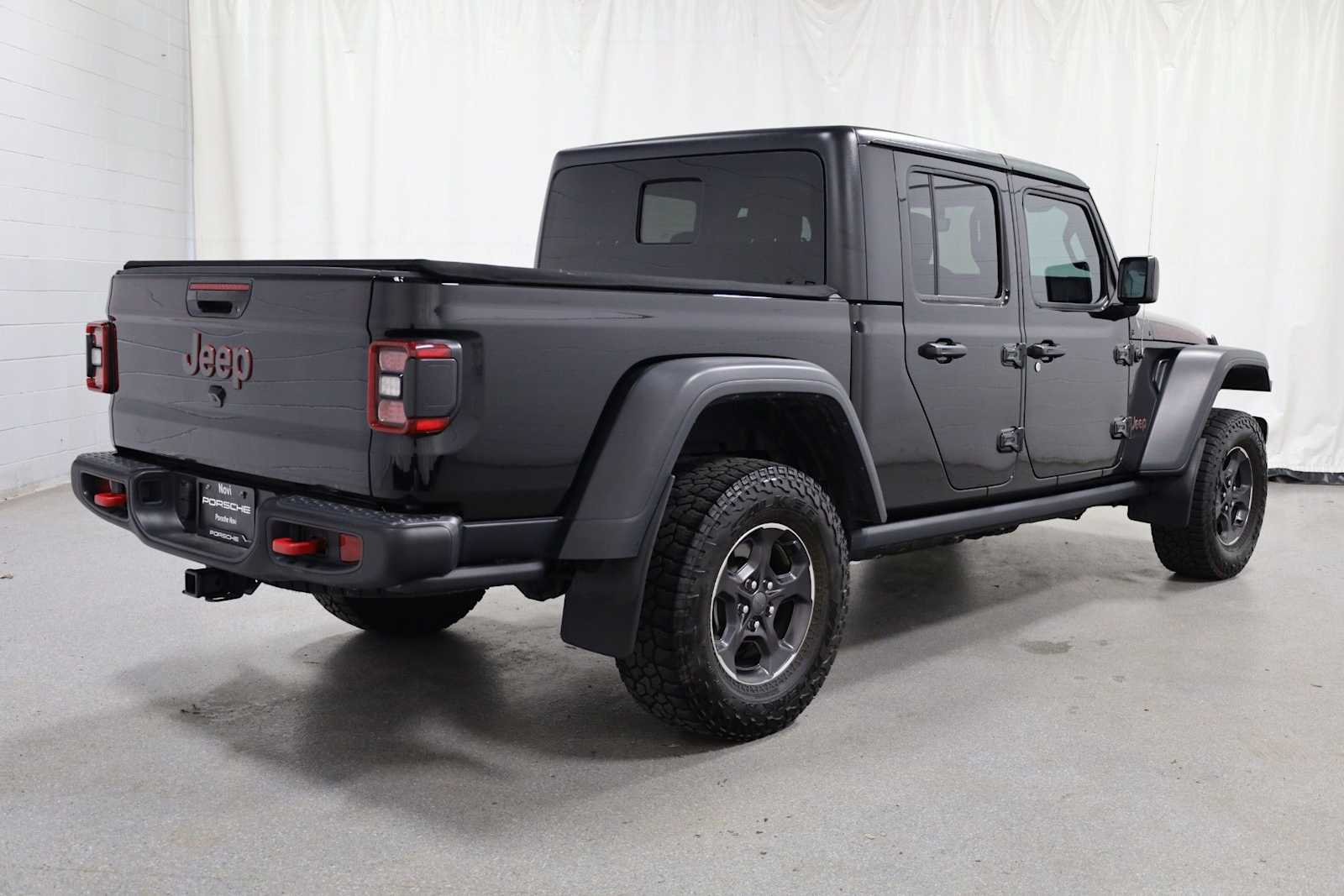 Thumbnail: 2021 Jeep Gladiator - 9