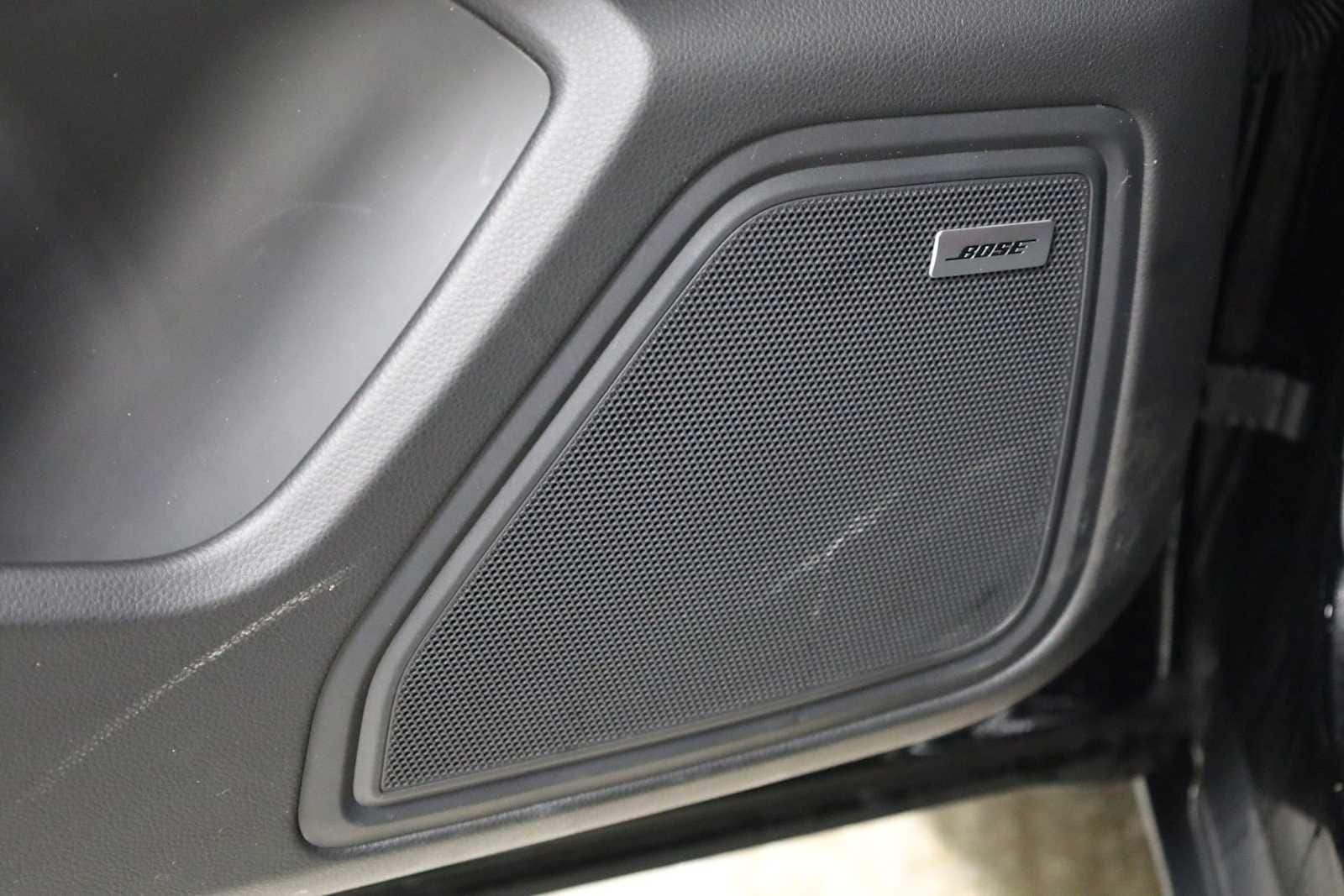 Thumbnail: 2025 Porsche Macan - 17