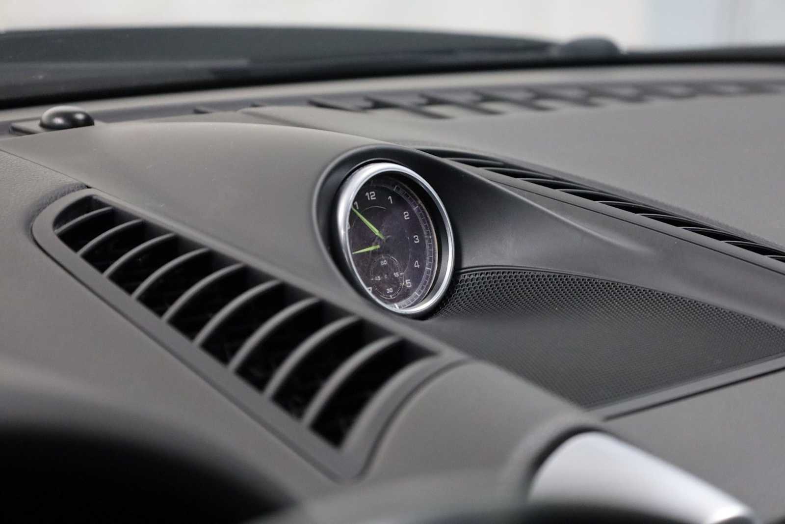 Thumbnail: 2017 Porsche Cayenne - 18