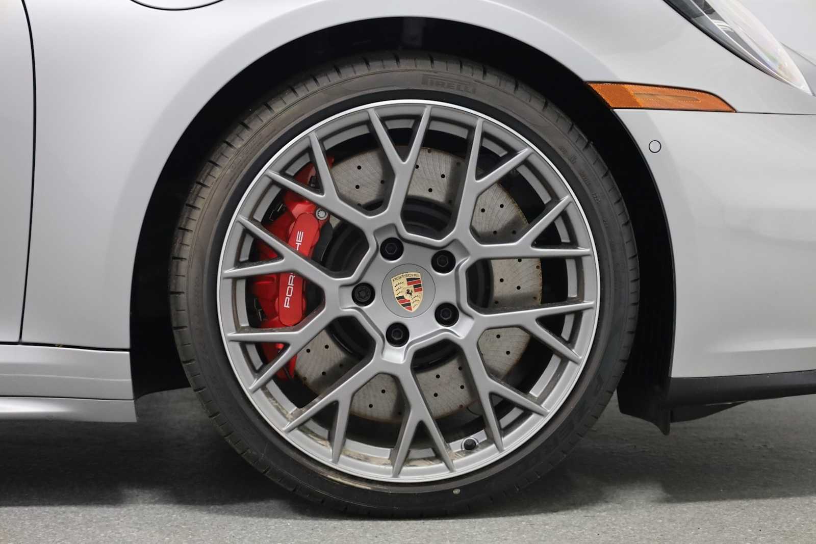 Thumbnail: 2025 Porsche 911 - 12
