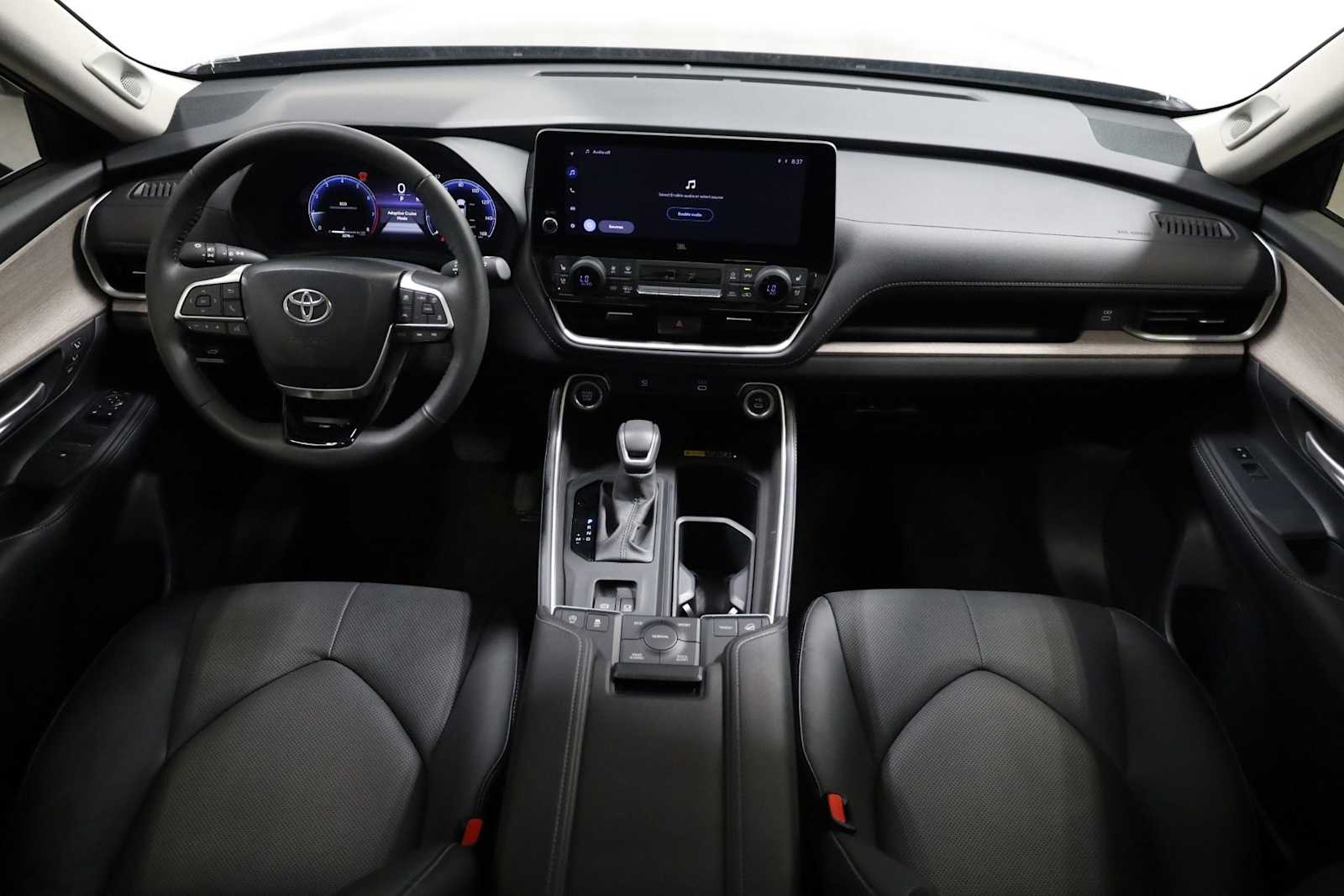 Thumbnail: 2024 Toyota Grand Highlander - 23