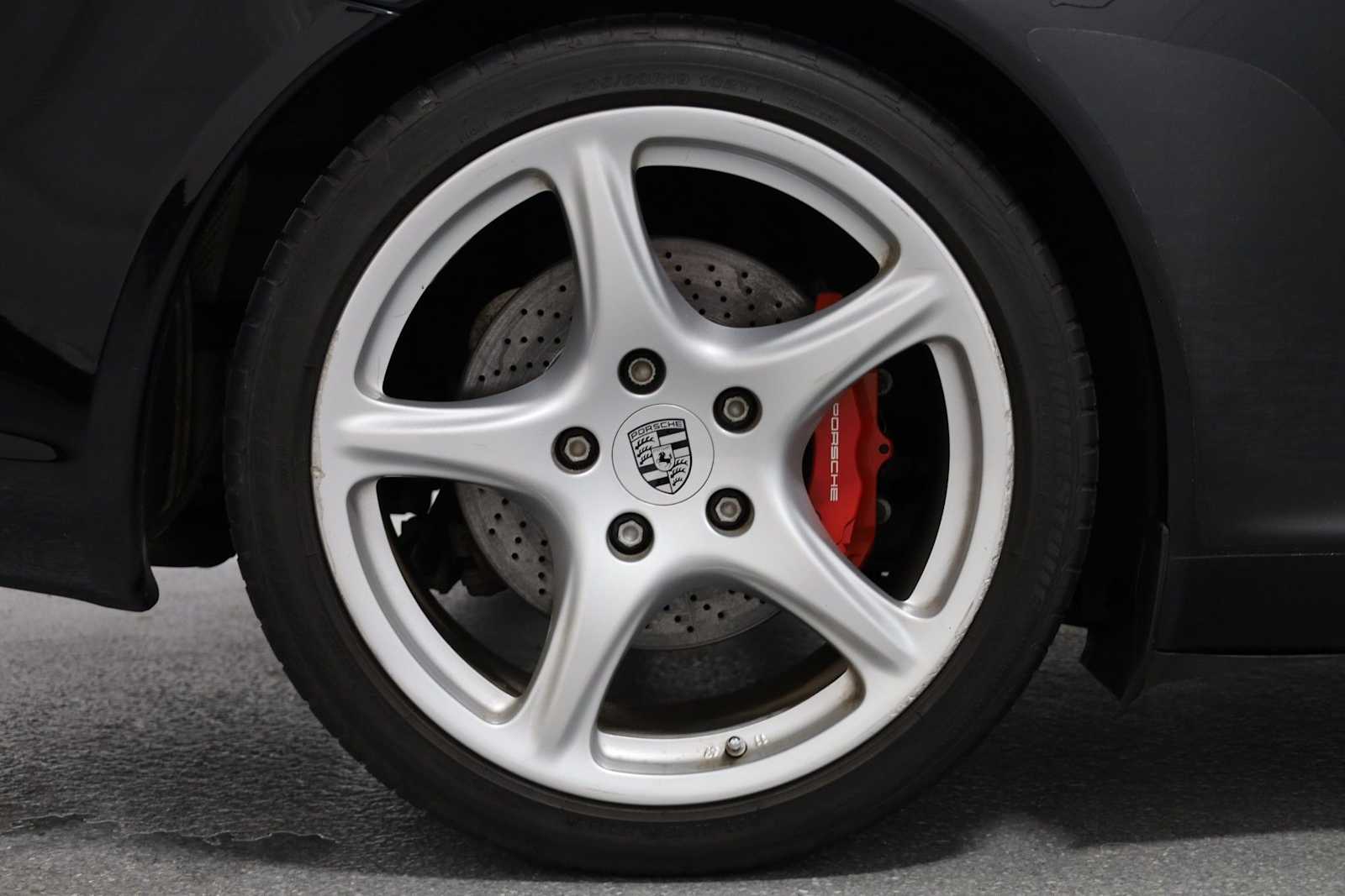 Thumbnail: 2007 Porsche 911 - 36