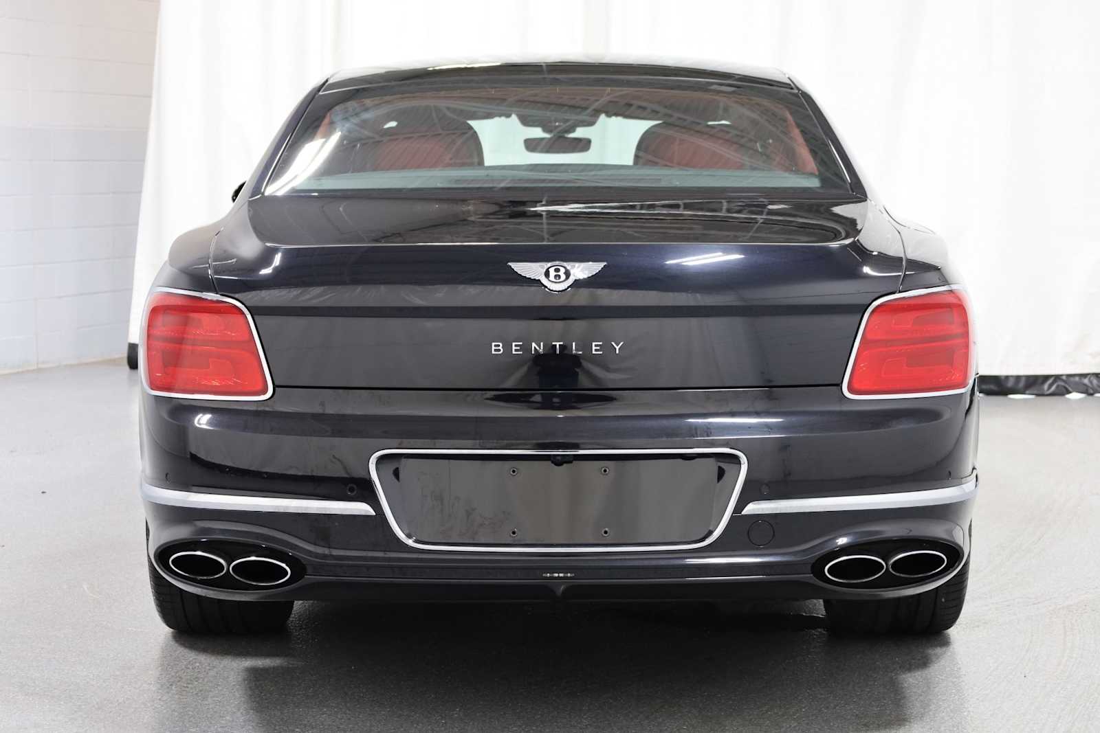 Thumbnail: 2021 Bentley Flying Spur - 7