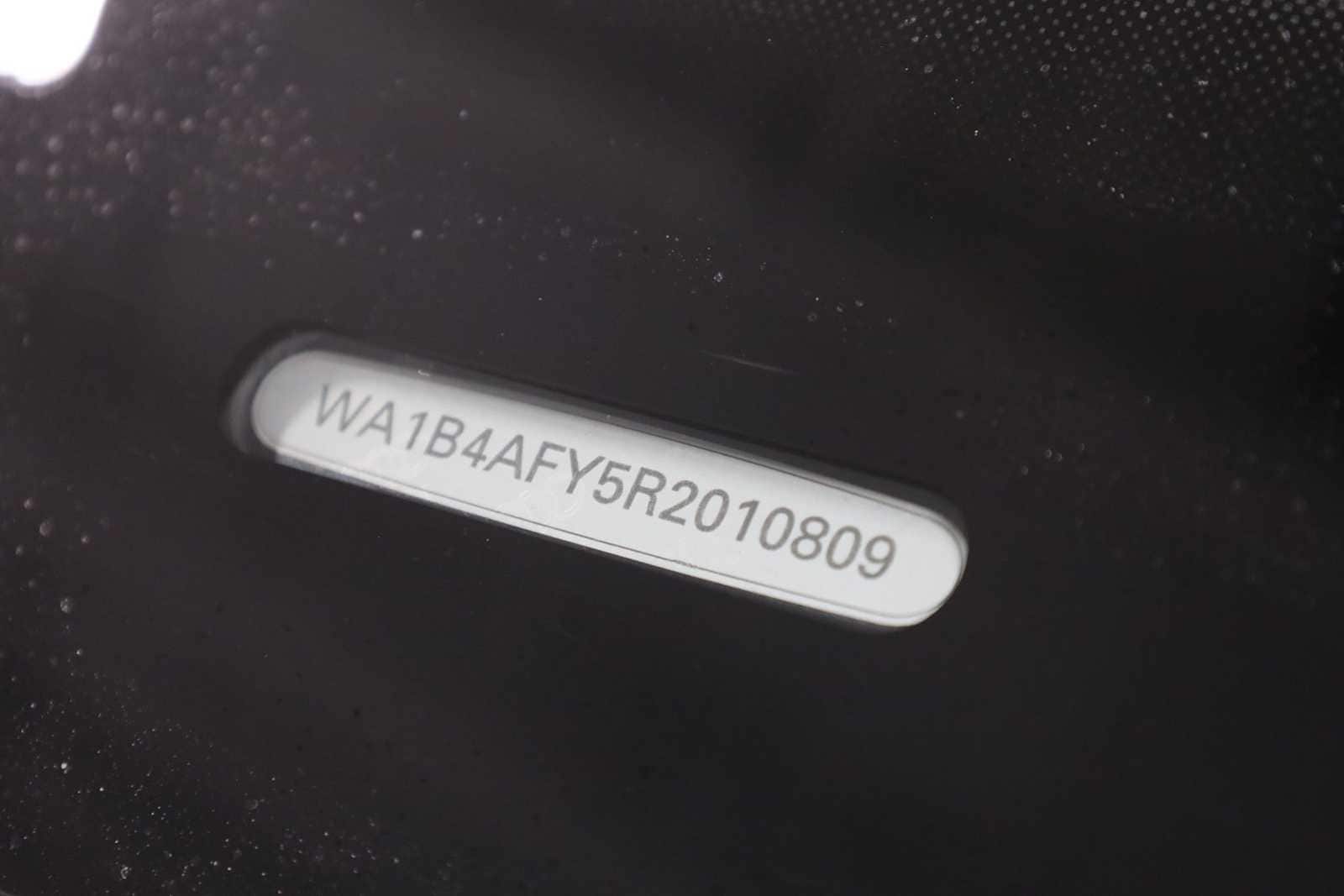 Thumbnail: 2024 Audi SQ5 - 41