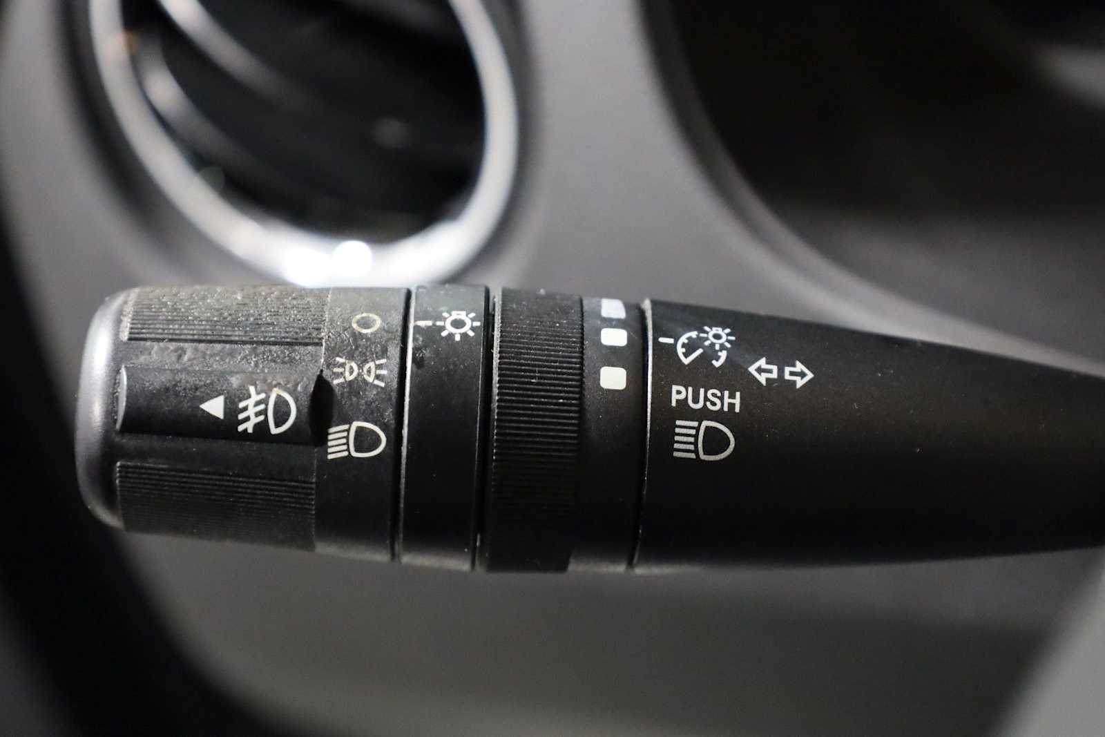 Thumbnail: 2014 Jeep Patriot - 28