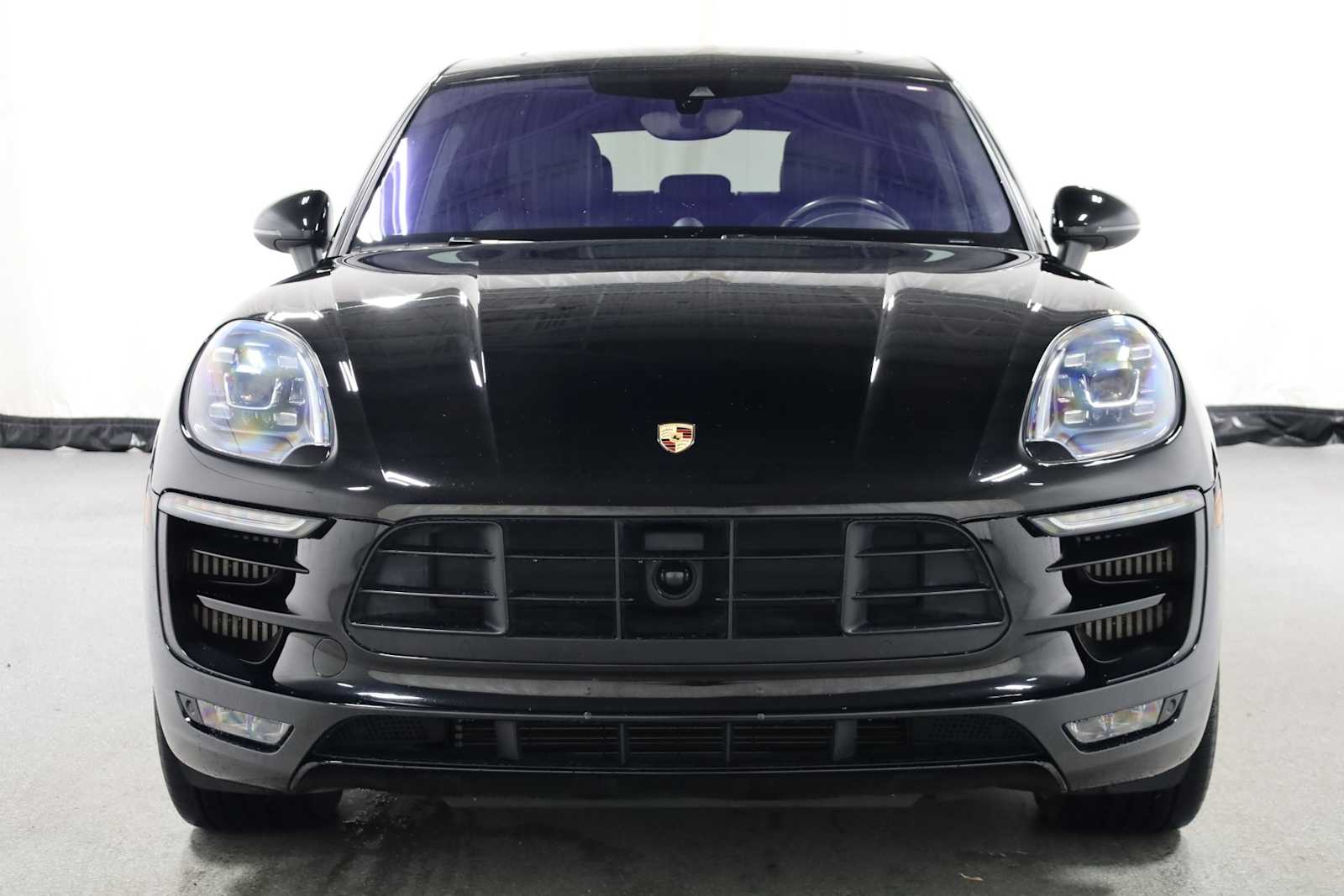 Thumbnail: 2017 Porsche Macan - 13