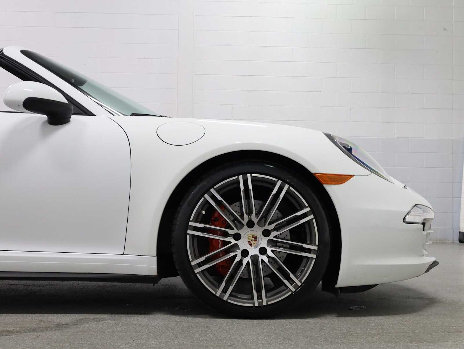 Thumbnail: 2014 Porsche 911 - 11