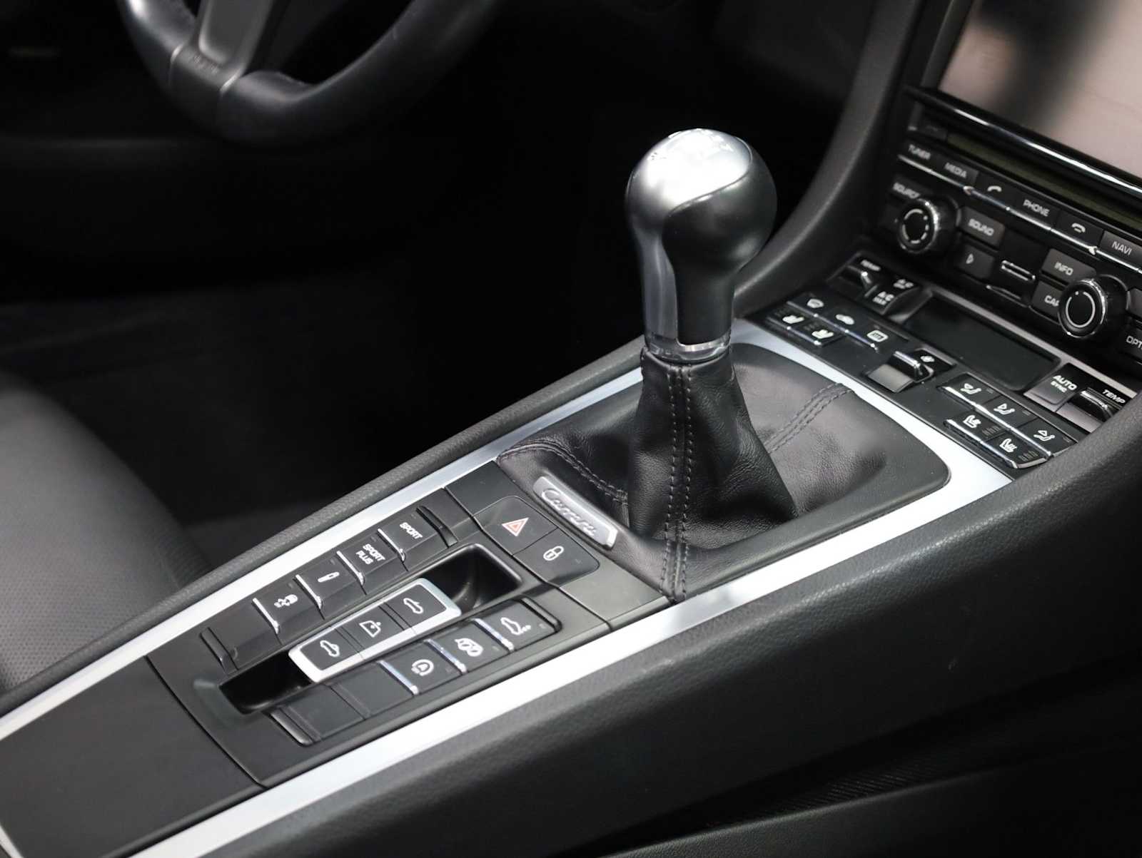 Thumbnail: 2014 Porsche 911 - 20