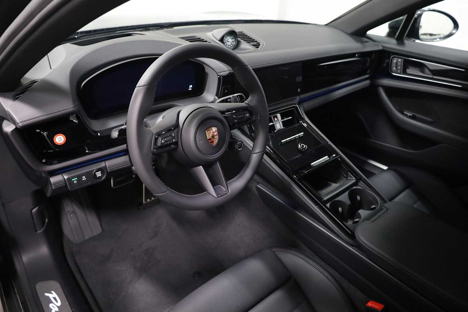 Thumbnail: 2026 Porsche Panamera - 4