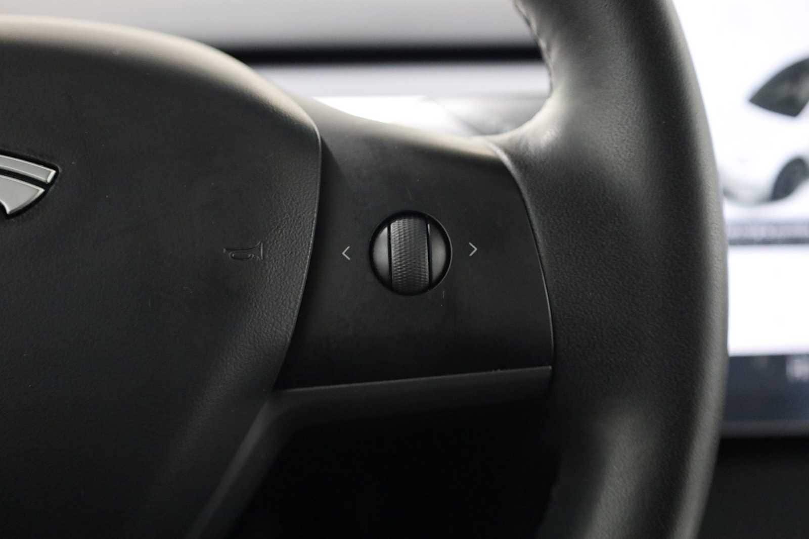 Thumbnail: 2020 Tesla Model Y - 25