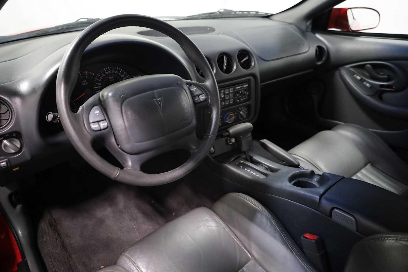 Thumbnail: 1999 Pontiac Firebird - 4