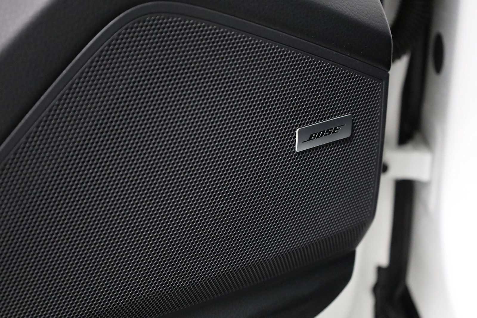 Thumbnail: 2024 Porsche Cayenne - 17