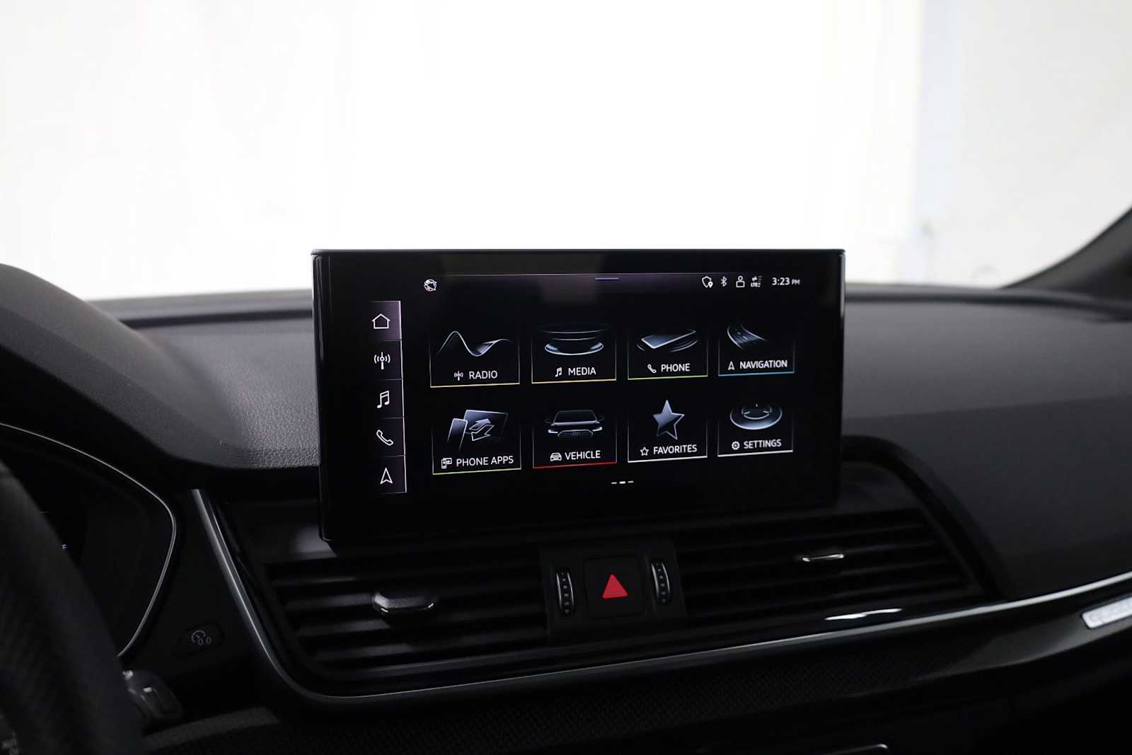 Thumbnail: 2024 Audi SQ5 - 30