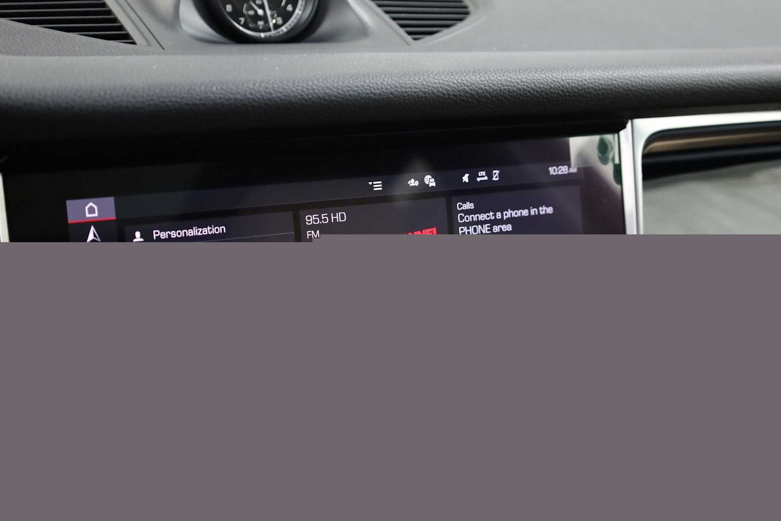 Thumbnail: 2026 Porsche Macan - 33