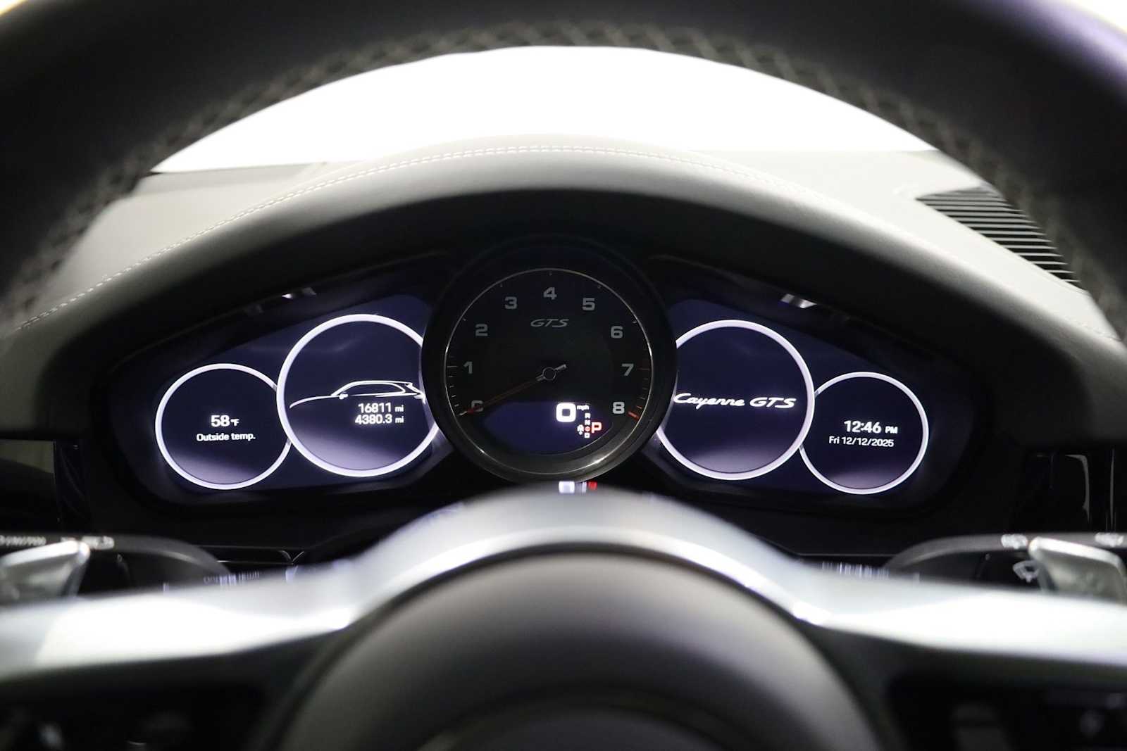 Thumbnail: 2023 Porsche Cayenne - 24