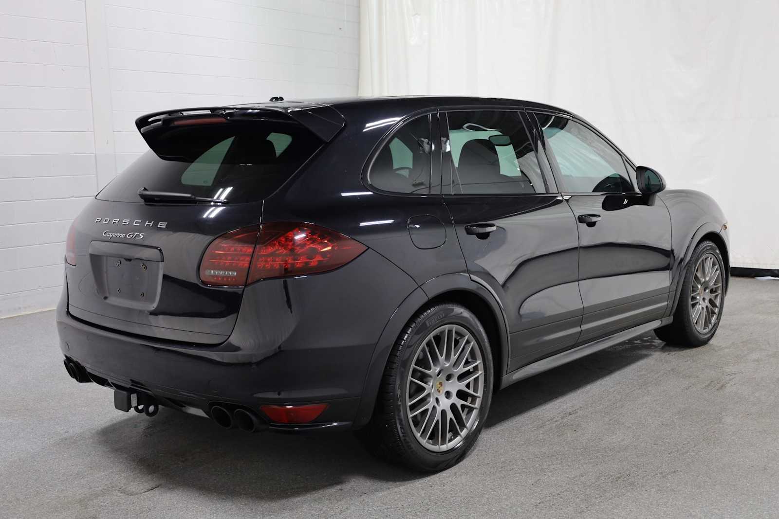 Thumbnail: 2014 Porsche Cayenne - 9
