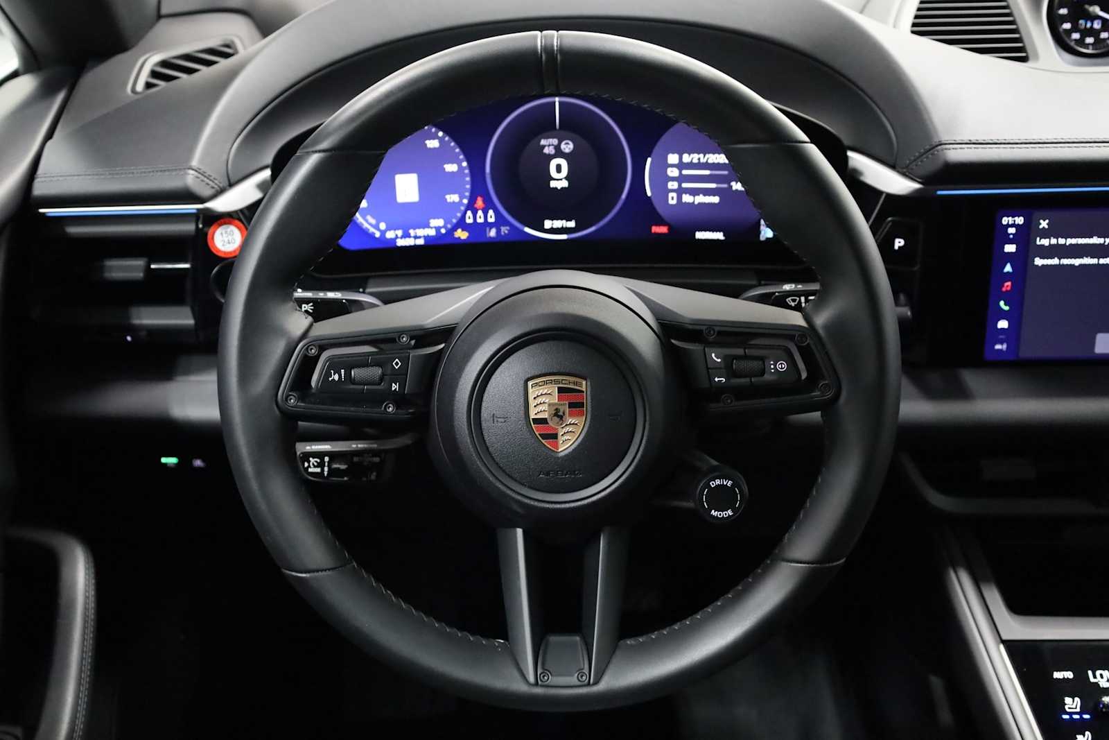 Thumbnail: 2024 Porsche Macan - 25