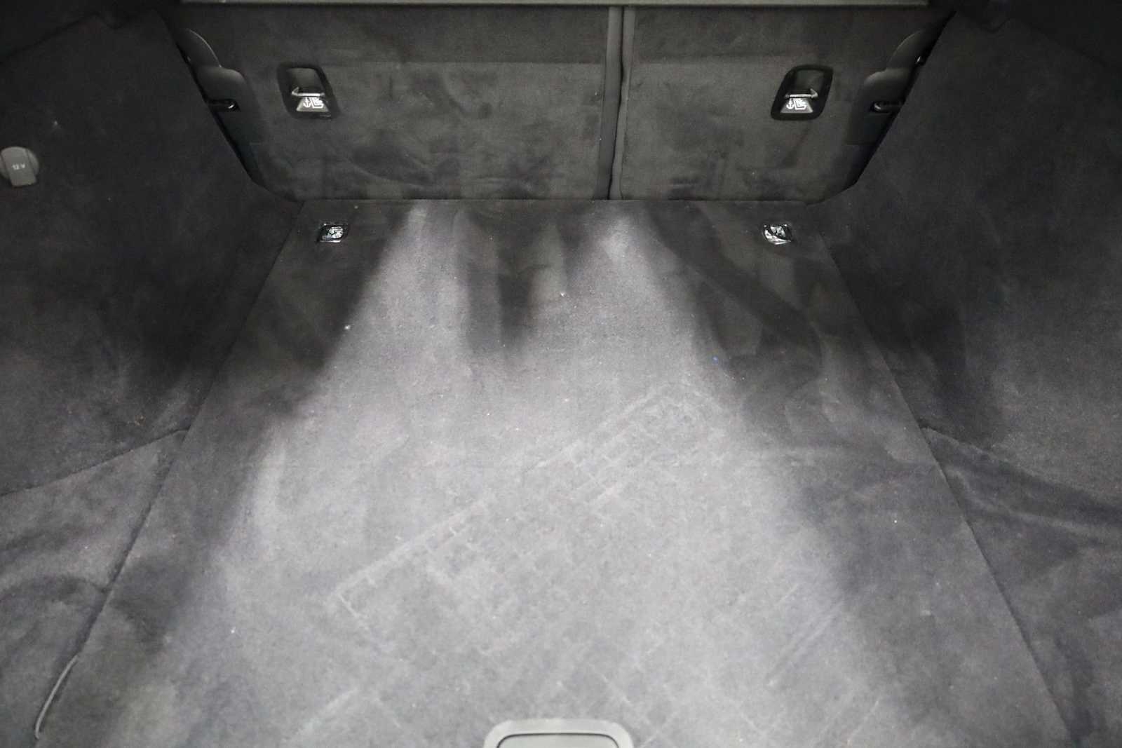 Thumbnail: 2023 Porsche Panamera - 40