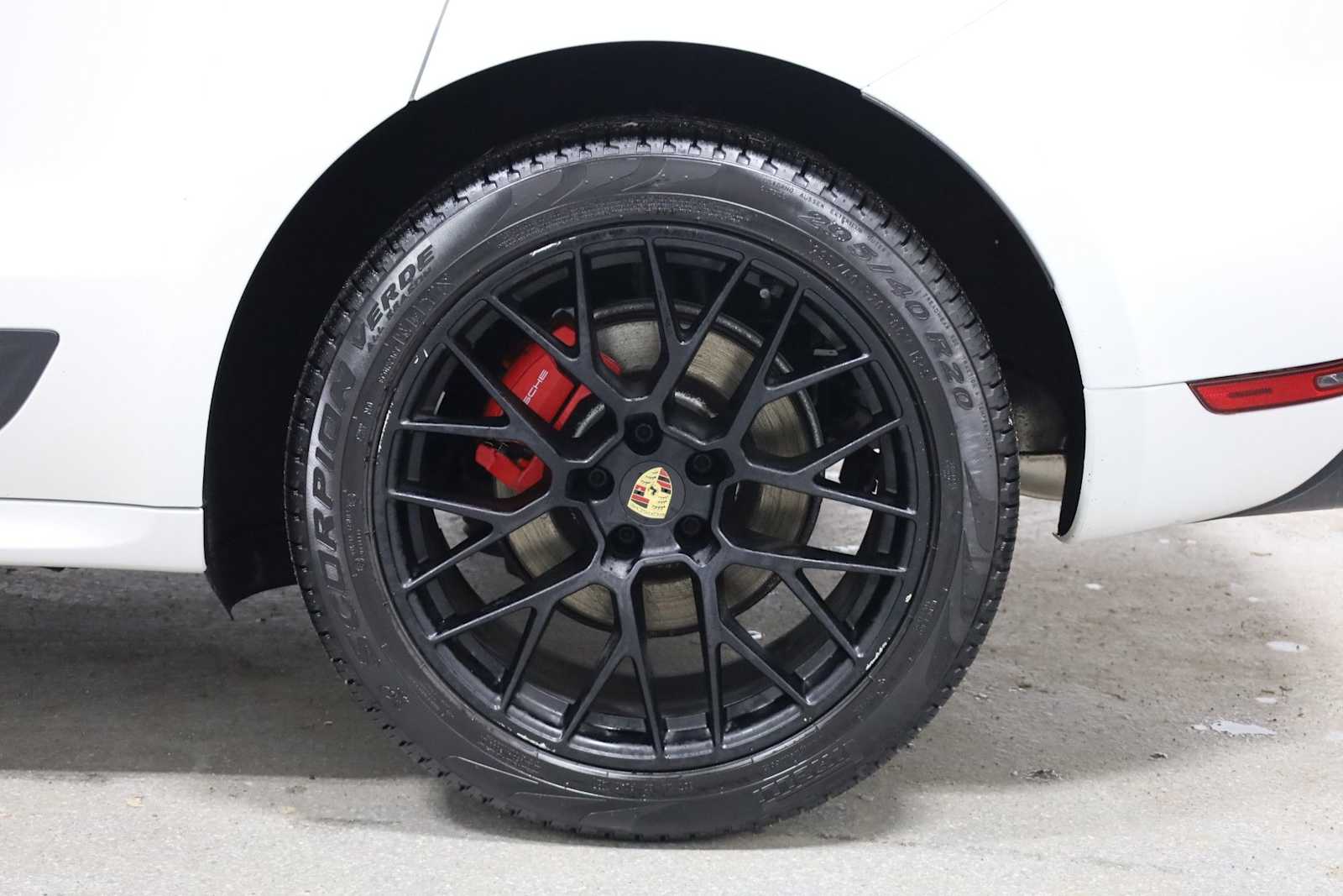 Thumbnail: 2018 Porsche Macan - 39