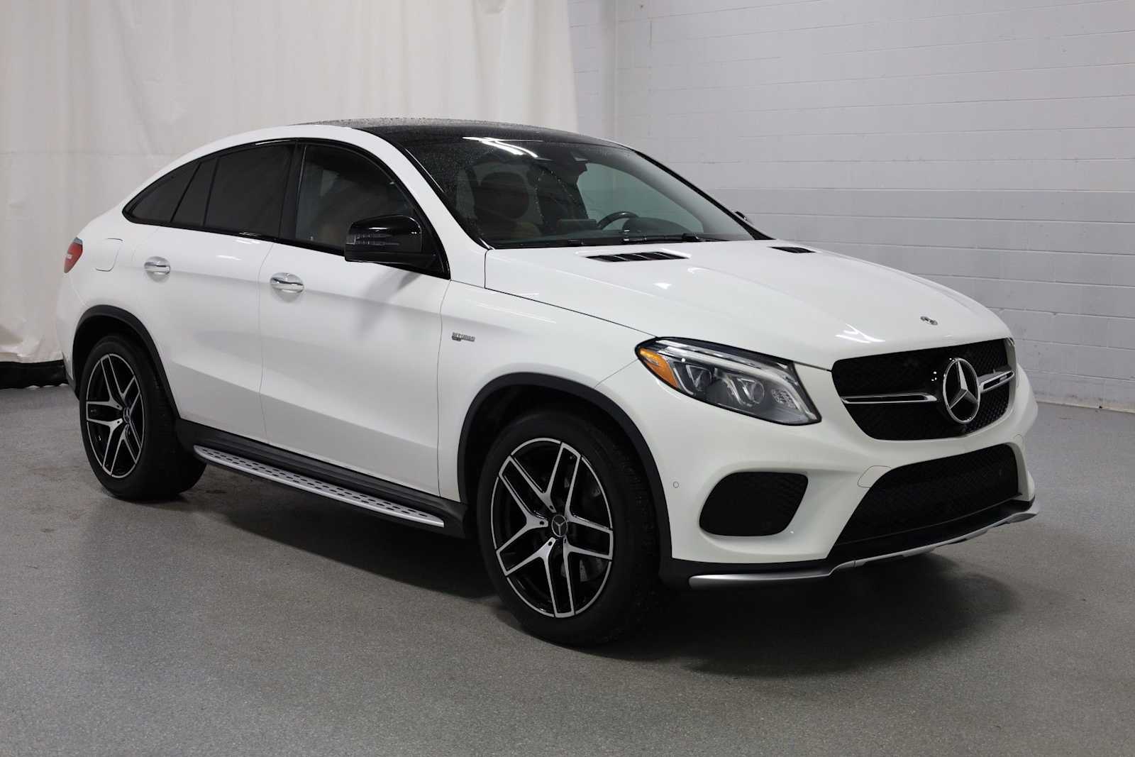 Thumbnail: 2017 Mercedes-Benz GLE - 13