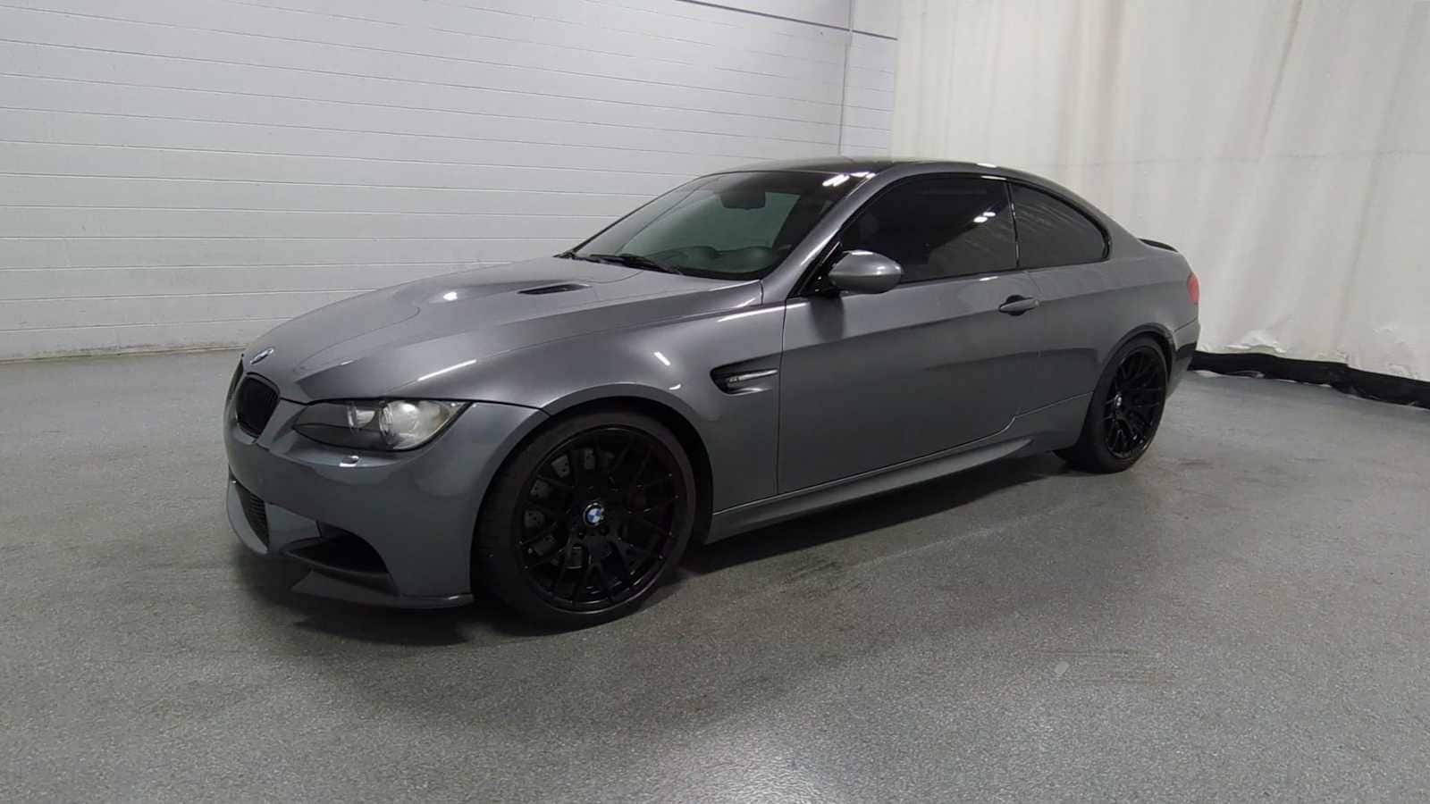Thumbnail: 2013 BMW M3 - 3