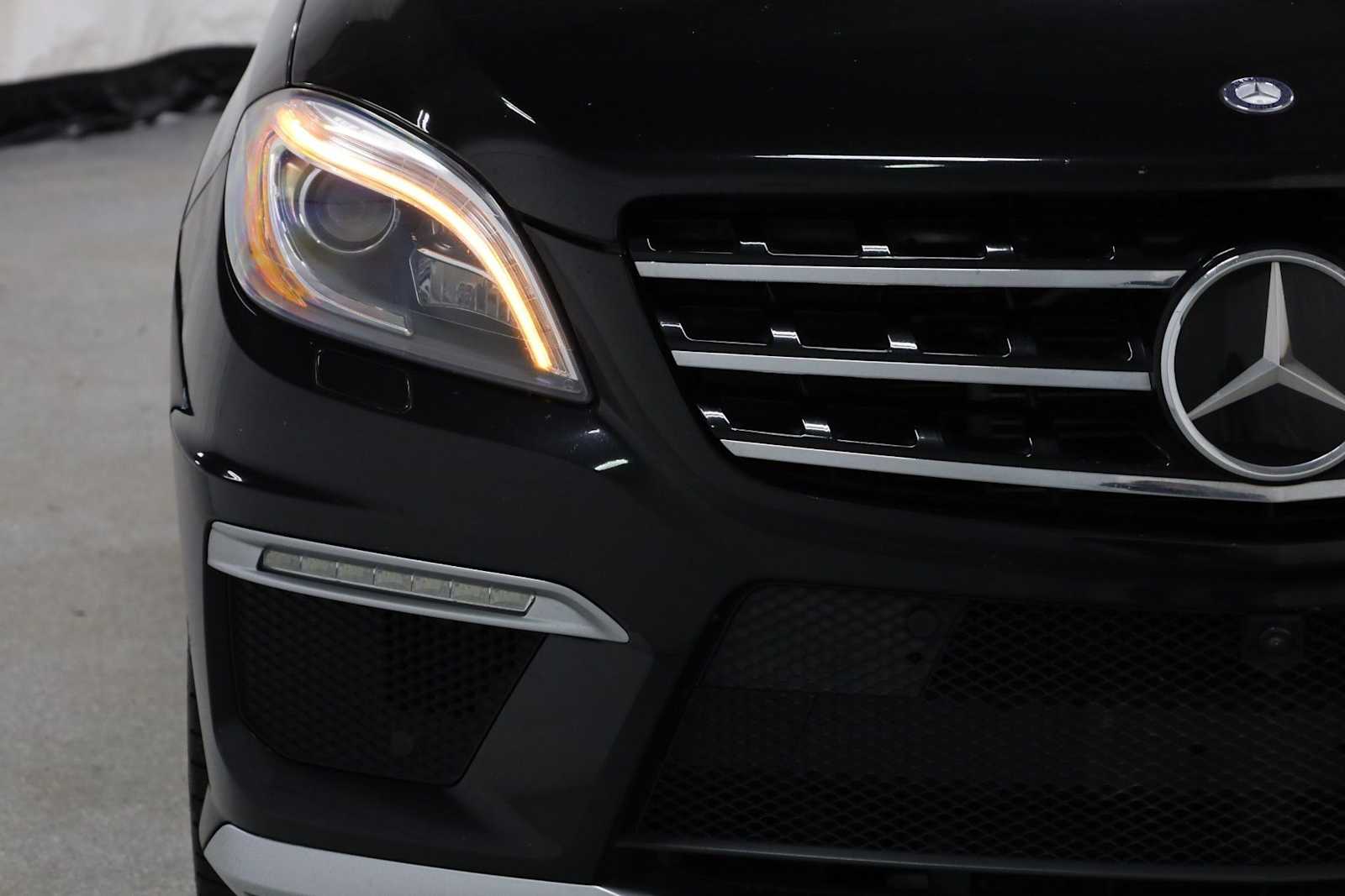 Thumbnail: 2014 Mercedes-Benz M-Class - 15