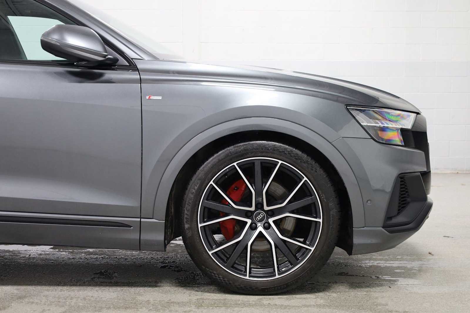 Thumbnail: 2021 Audi Q8 - 11