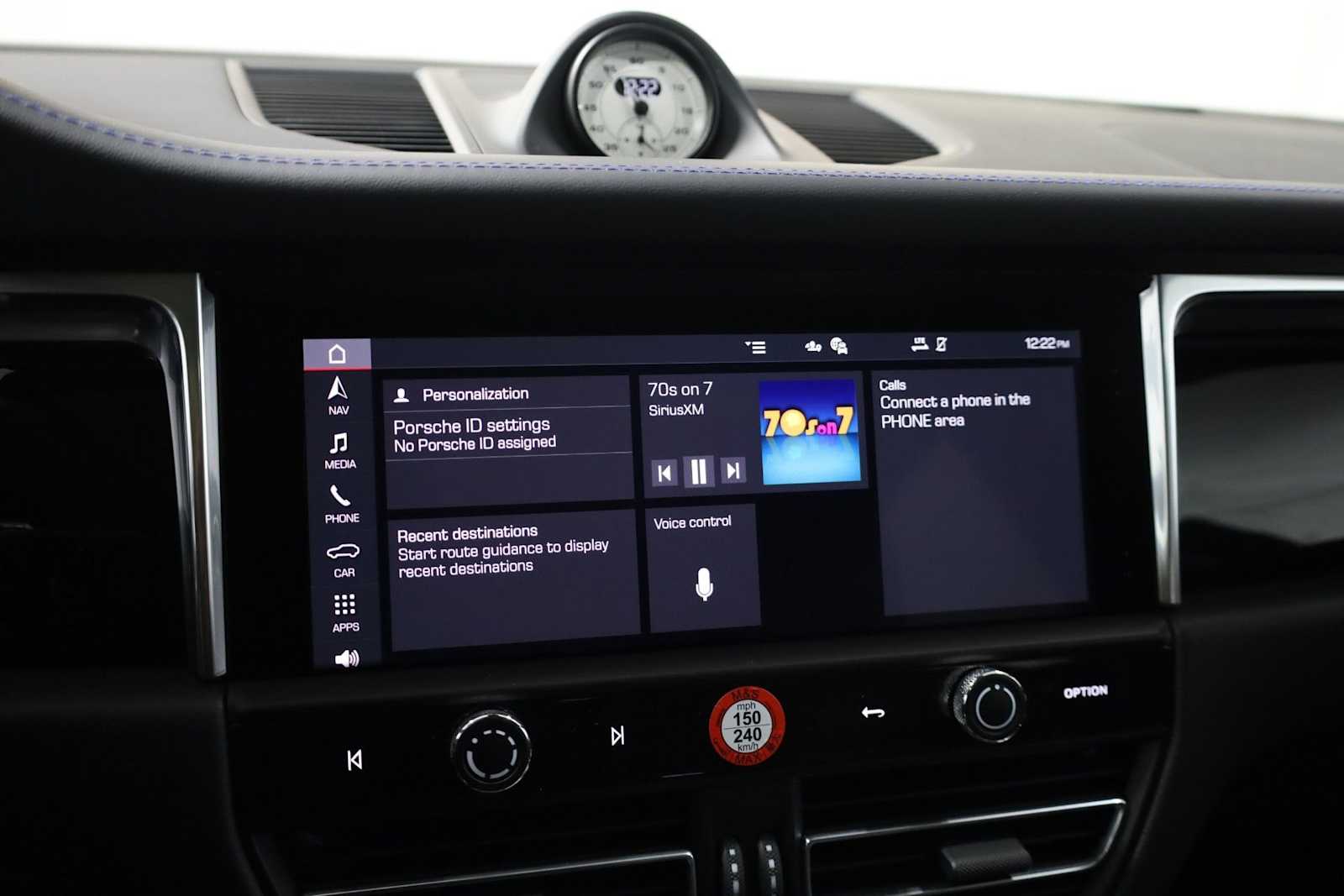 Thumbnail: 2025 Porsche Macan - 32