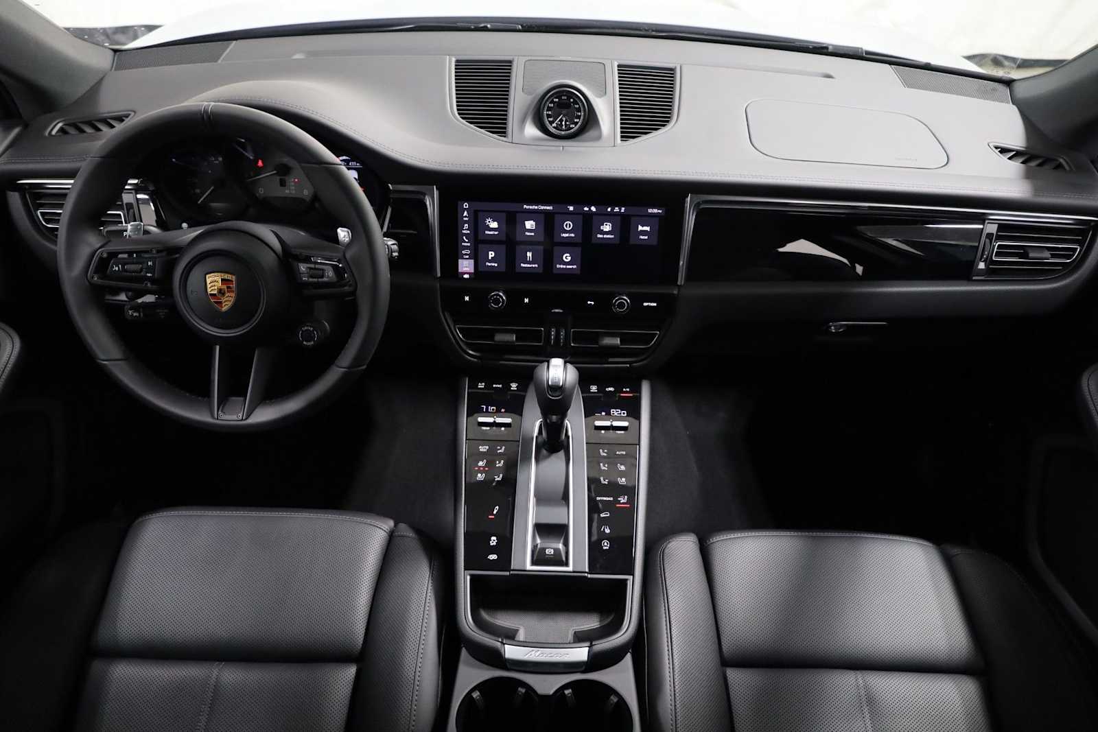 Thumbnail: 2026 Porsche Macan - 26