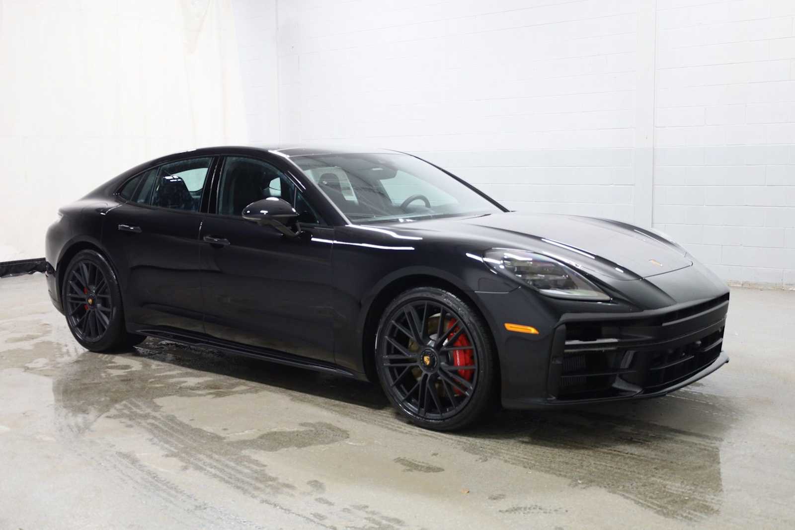 Thumbnail: 2026 Porsche Panamera - 13