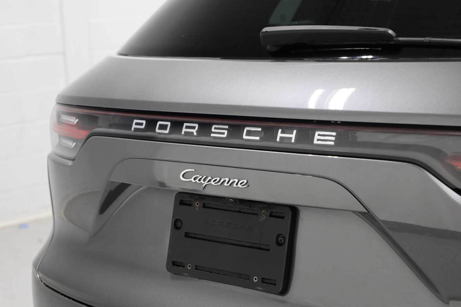 2022 Porsche Cayenne  8