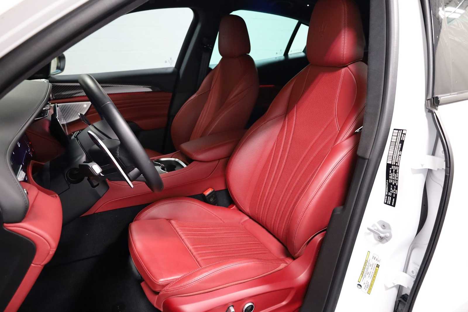 Thumbnail: 2023 Maserati Grecale - 5