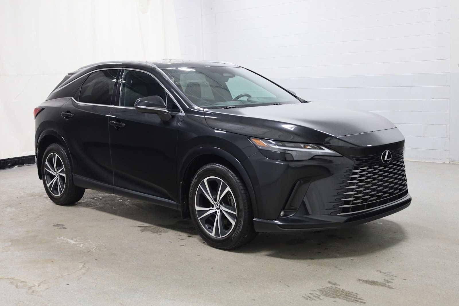 Thumbnail: 2023 Lexus RX - 13