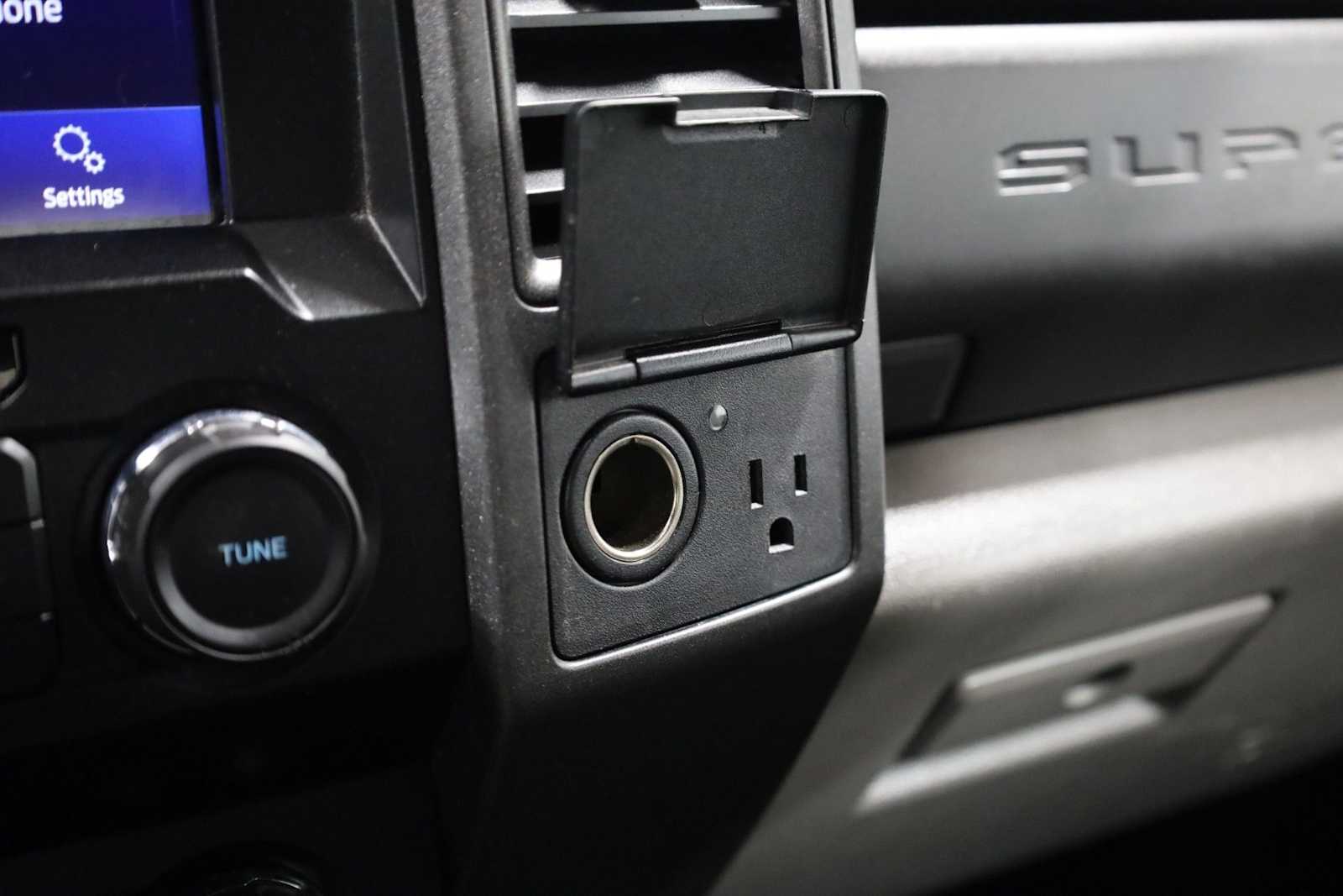 Thumbnail: 2020 Ford F-350 - 30