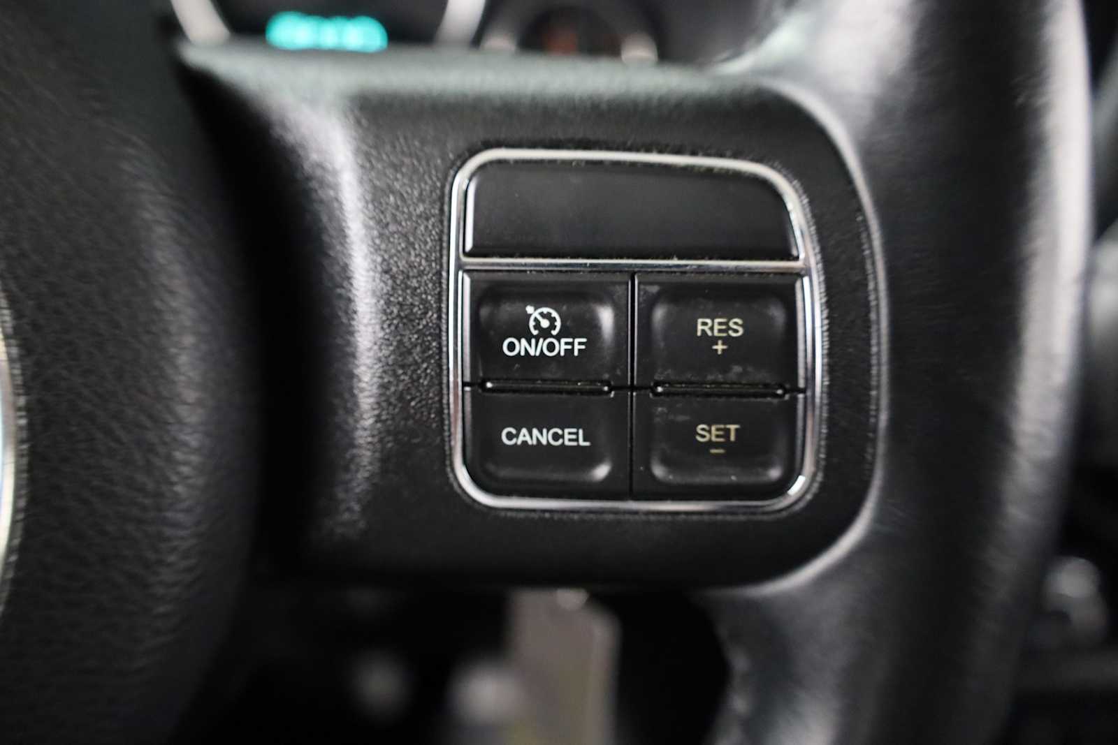 Thumbnail: 2017 Jeep Wrangler - 23