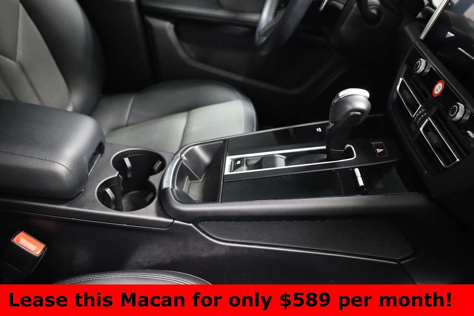 Thumbnail: 2023 Porsche Macan - 21