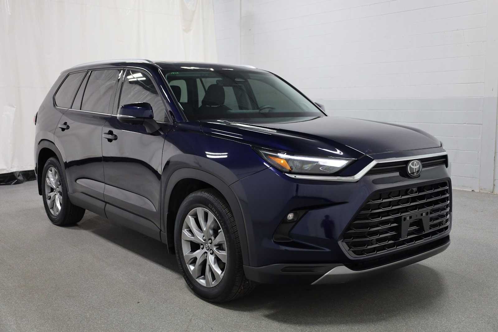 Thumbnail: 2024 Toyota Grand Highlander - 13