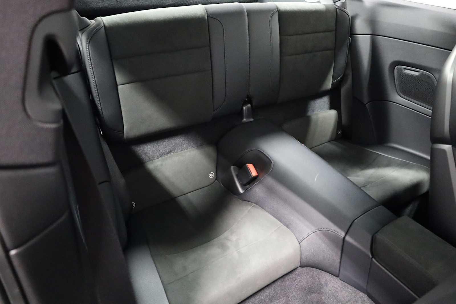 Thumbnail: 2022 Porsche 911 - 35