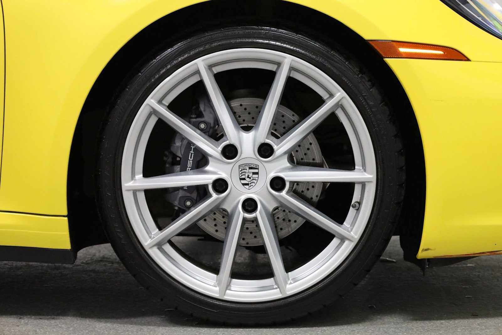 Thumbnail: 2022 Porsche 911 - 12