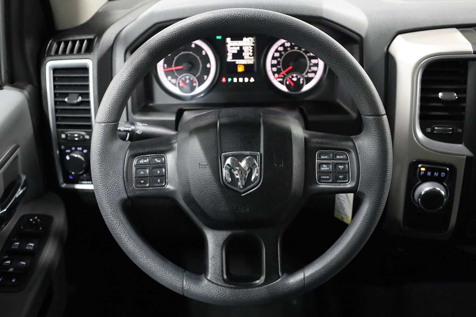 Thumbnail: 2019 RAM 1500 Classic - 20